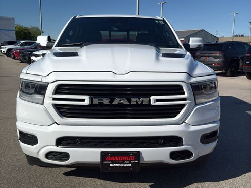 Used 2023 RAM 1500 Laramie AWD/4WD image 3