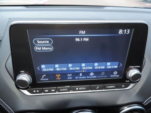 Used 2023 Nissan Sentra SV w/ Trunk Package image 22