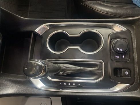 Used 2020 Chevrolet Traverse RS w/ LPO, Floor Liner Package image 28