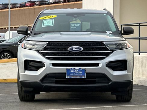 Certified 2023 Ford Explorer XLT image 8
