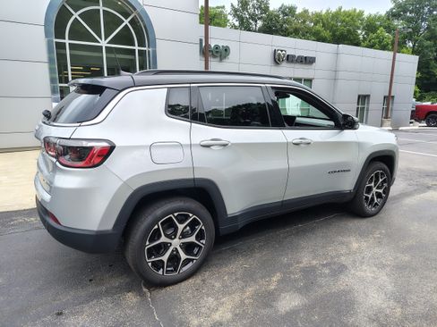 Certified 2024 Jeep Compass Limited w/ Sun and Sound Group AWD/4WD image 14