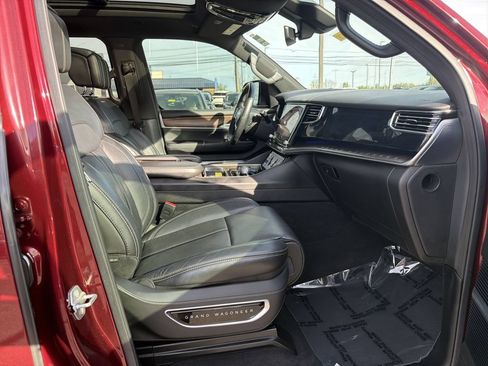 Used 2022 Jeep Grand Wagoneer Series I AWD/4WD image 19