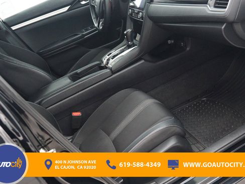 Used 2019 Honda Civic Sport image 8