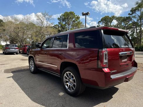 Used 2017 GMC Yukon Denali AWD/4WD image 5
