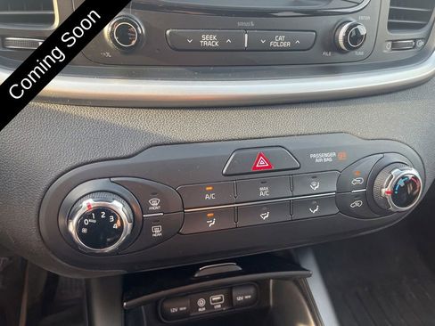 Used 2016 Kia Sorento AWD image 18