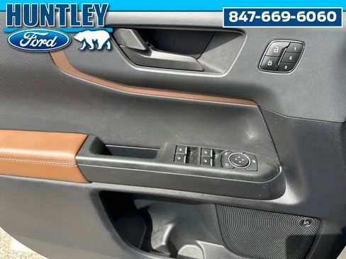 Used 2024 Ford Bronco Sport Outer Banks w/ Tech Package AWD/4WD image 17