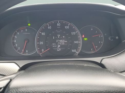 Used 2017 Honda Accord EX-L image 39