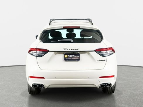 Used 2023 Maserati Levante GT AWD/4WD image 10
