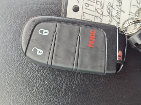 Used 2024 Jeep Compass Sport AWD/4WD image 33