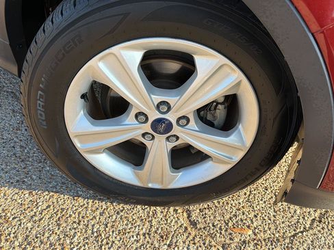 Used 2014 Ford Escape SE FWD image 9