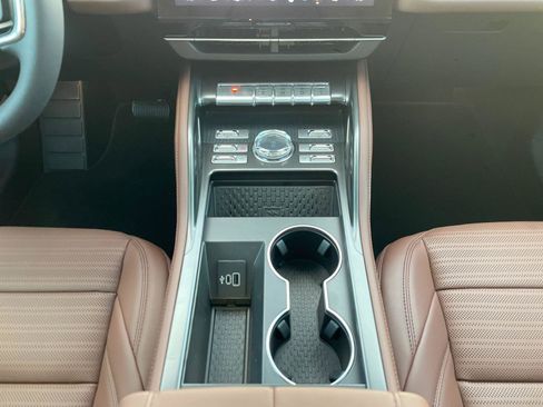 New 2026 Lincoln Nautilus Reserve w/ Jet Appearance Package AWD/4WD image 11