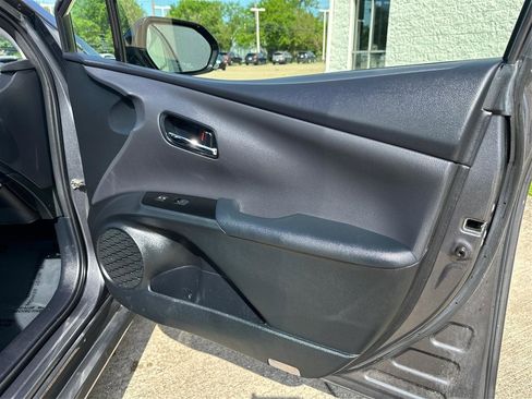 Used 2019 Toyota Prius XLE AWD/4WD image 20