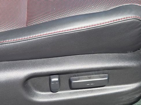 Used 2023 Honda Ridgeline Black Edition image 6