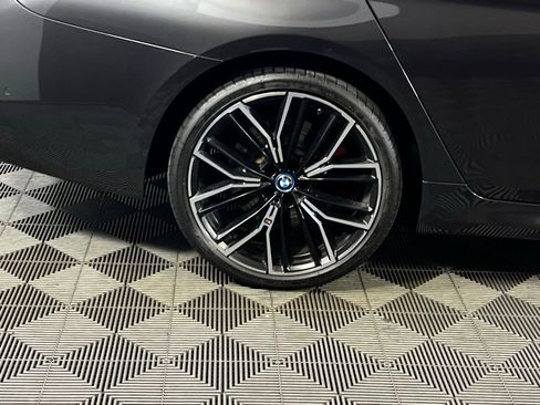 Used 2023 BMW 530e 530e iPerformance w/ M Sport Package image 12