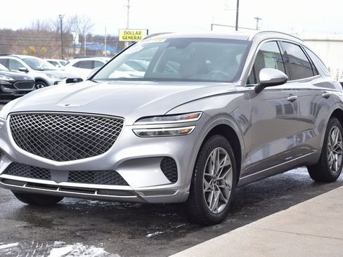 Used 2022 Genesis GV70 2.5T w/ Select Package image 12