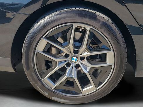 Used 2026 BMW 530i RWD image 8