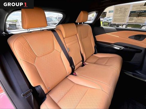 Used 2023 Lexus RX 350 Premium Plus w/ Accessory Package (Z1) image 17