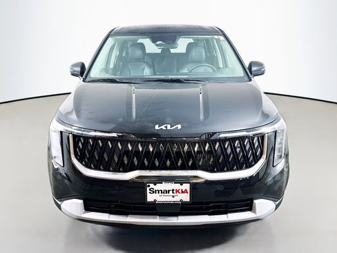 New 2026 Kia Carnival LXS image 3
