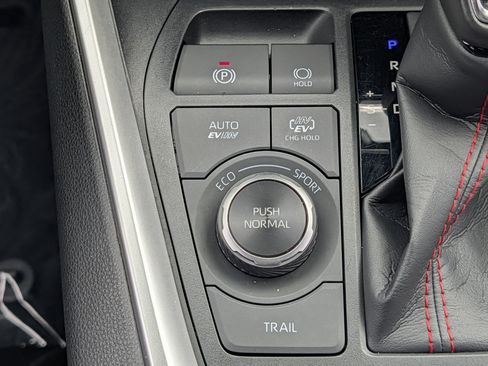Used 2023 Toyota RAV4 SE w/ Weather & Moonroof Package AWD/4WD image 29
