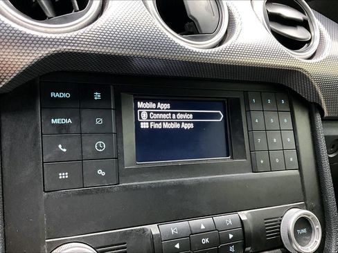 Used 2019 Ford Mustang GT RWD image 32