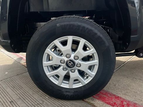 New 2026 Toyota Tacoma SR5 image 9