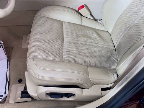 Used 2009 Lincoln MKS FWD image 20