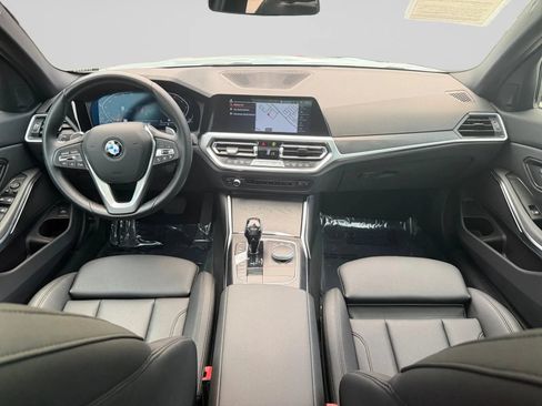 Used 2021 BMW 330i Sedan w/ Convenience Package RWD image 15