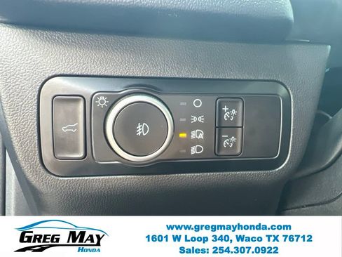 Used 2025 Ford Escape ST-Line Select AWD/4WD image 25