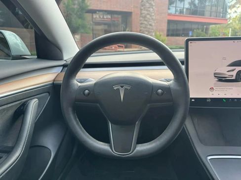 Used 2023 Tesla Model 3 Standard Range RWD image 14