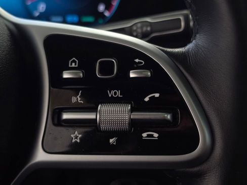 Used 2020 Mercedes-Benz GLE 450 4MATIC image 40