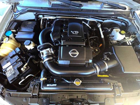 Used 2019 Nissan Frontier SV image 30