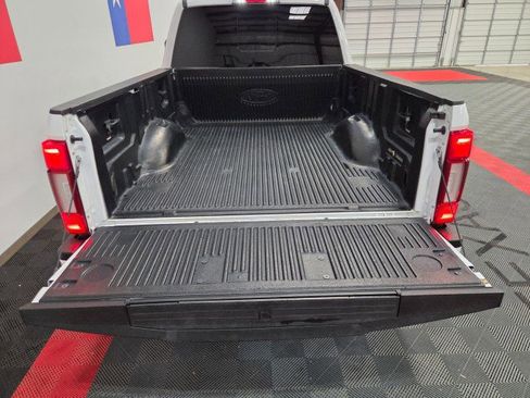 Used 2022 Ford F250 Lariat w/ Lariat Ultimate Package image 30