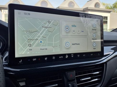 Used 2024 Ford Escape ST-Line w/ Tech Pack #1 AWD/4WD image 13