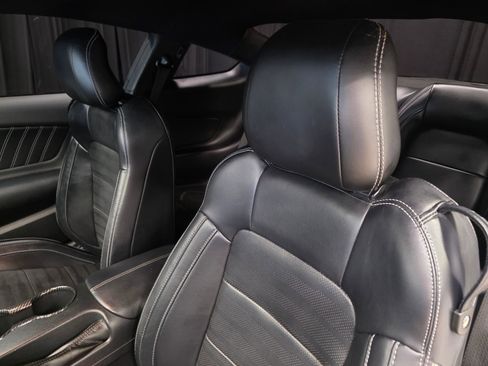 Used 2017 Ford Mustang GT Premium w/ Equipment Group 401A image 17