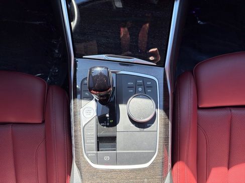 Used 2022 BMW 330i 330i w/ Convenience Package image 12