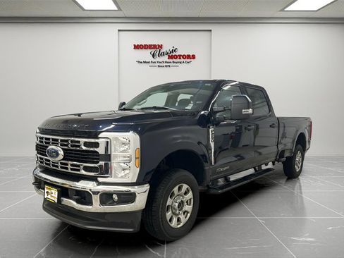 Used 2024 Ford F250 XLT image 3