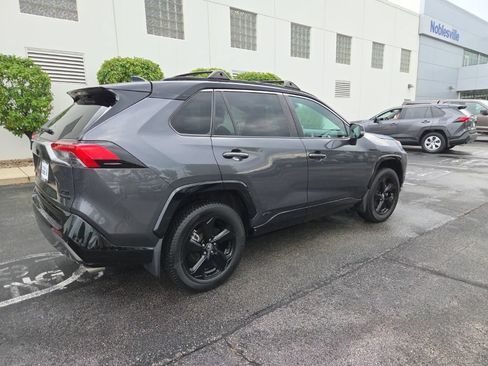 Used 2019 Toyota RAV4 XSE w/ XSE Weather Package AWD/4WD image 8