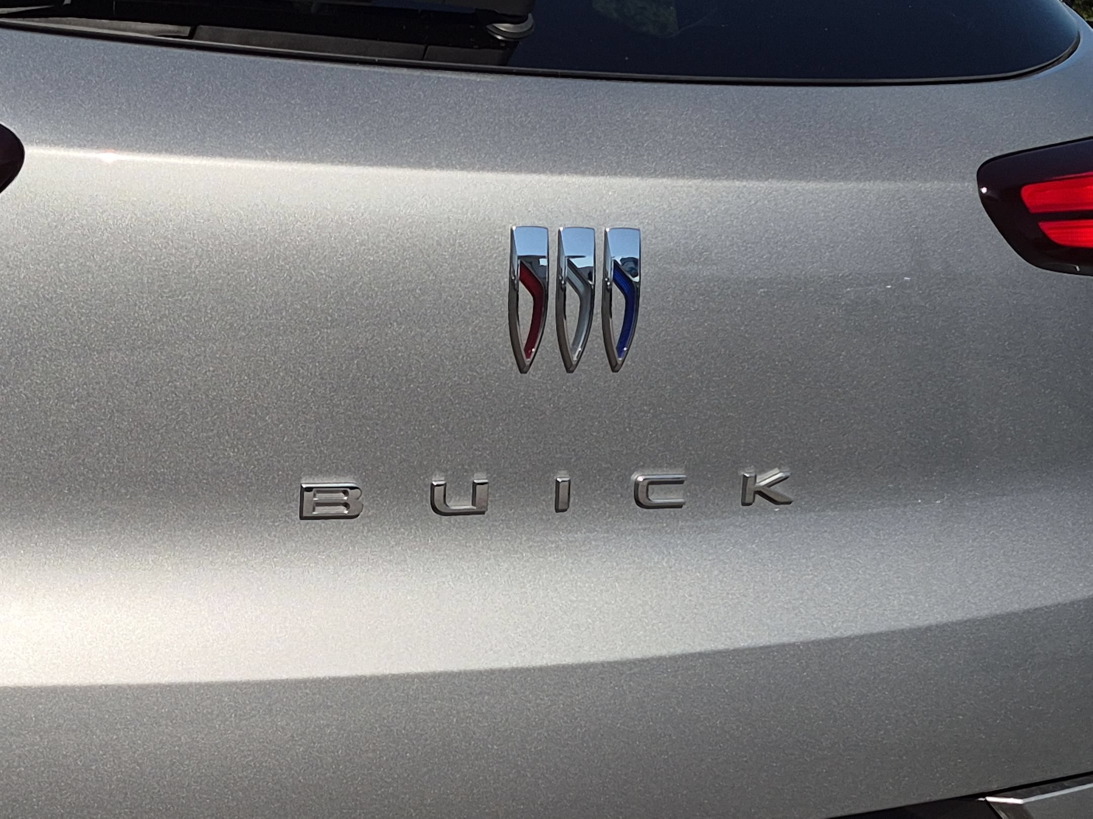 Used 2025 Buick Encore GX Preferred FWD image 30