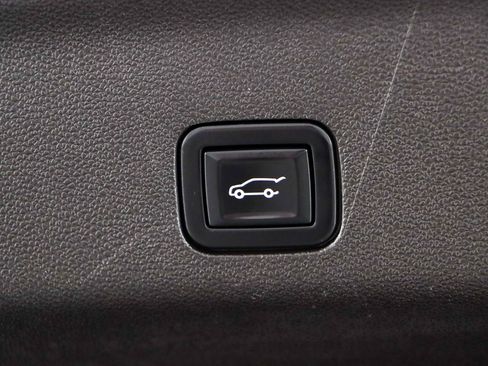 Used 2021 GMC Yukon XL SLT w/ SLT Premium Package AWD/4WD image 36