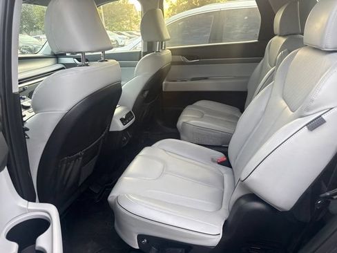 Used 2025 Hyundai Palisade SEL FWD image 5