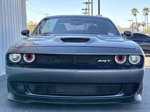 Used 2016 Dodge Challenger SRT Hellcat image 9