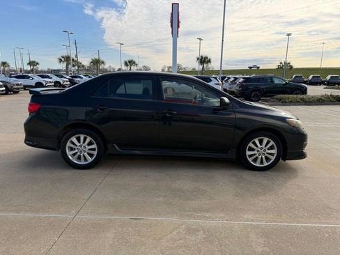 Used 2010 Toyota Corolla image 6