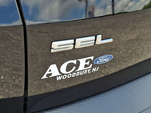 Certified 2022 Ford Escape SEL w/ Technology Package AWD/4WD image 30