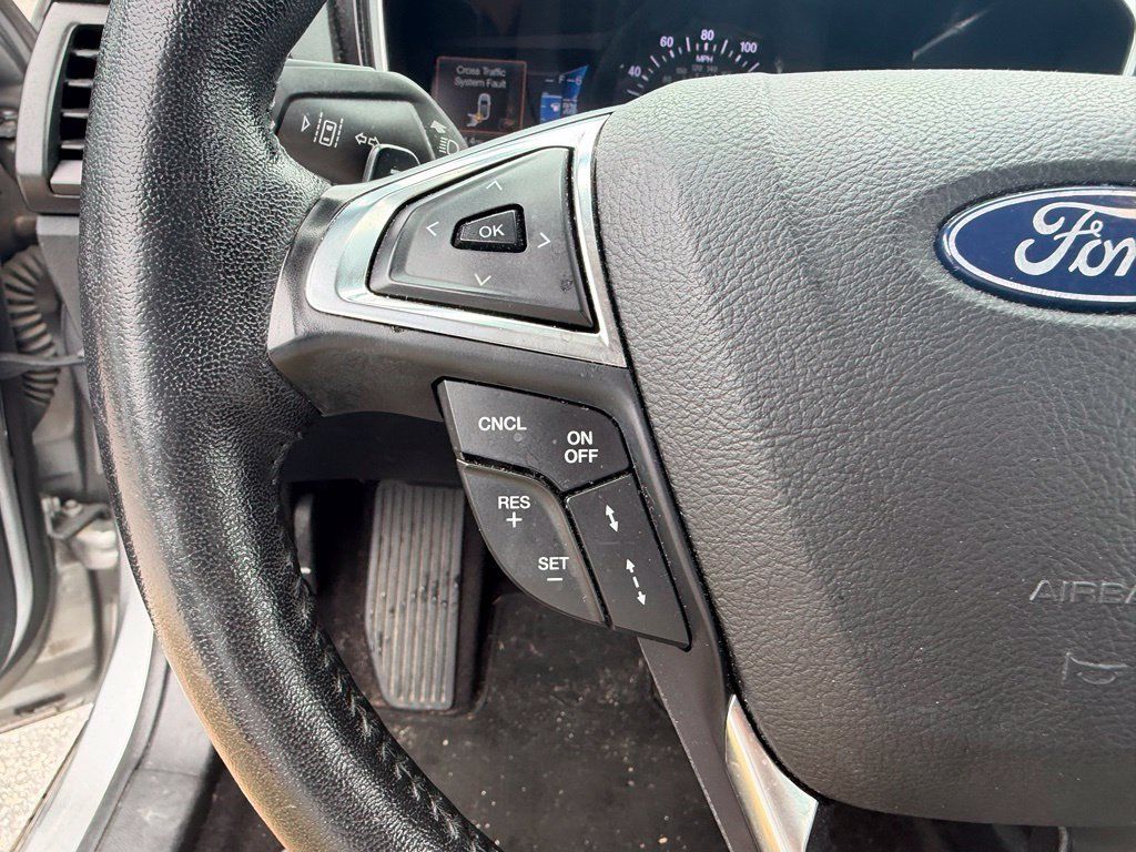 Used 2020 Ford Fusion Titanium AWD/4WD image 24