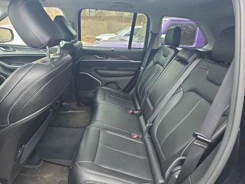 Used 2023 Jeep Grand Cherokee 4xe w/ Luxury Tech Group II image 5