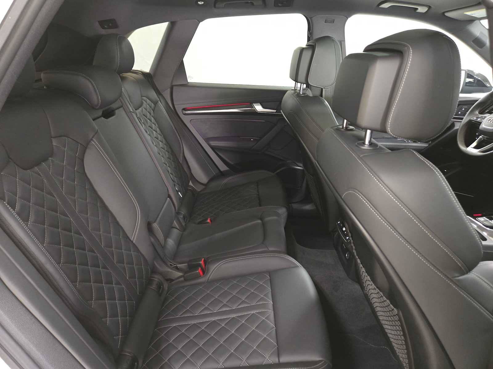Used 2021 Audi SQ5 Prestige AWD/4WD image 12
