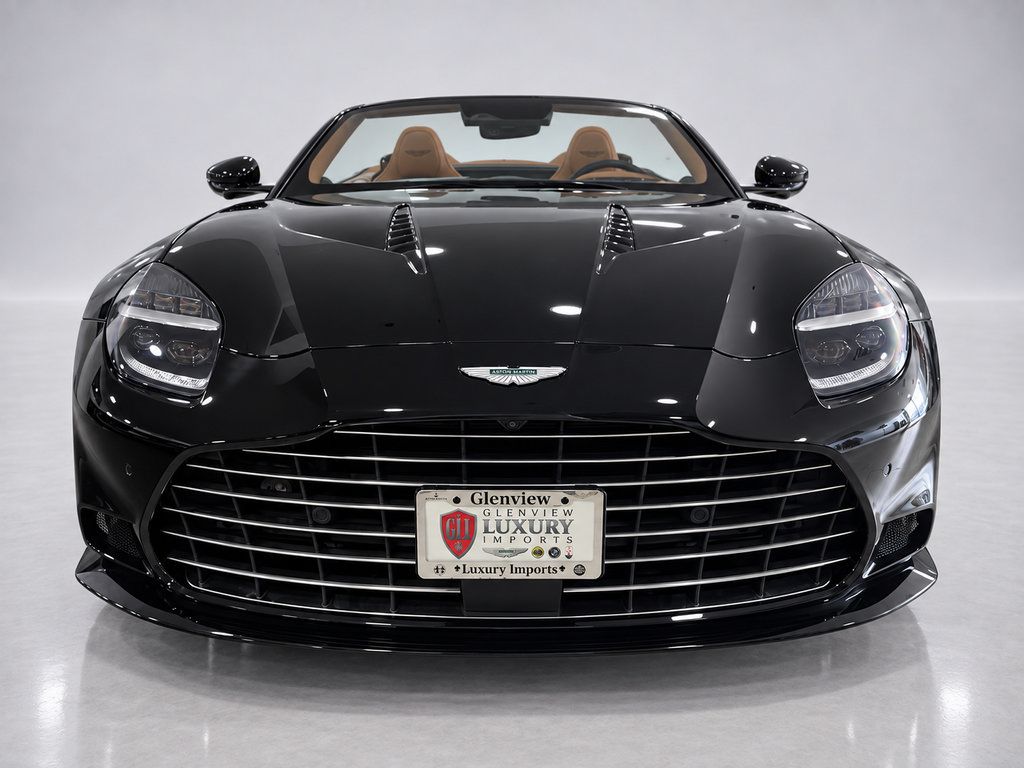 Used 2026 Aston Martin Vanquish Convertible RWD image 2