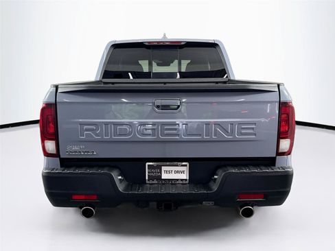 Used 2024 Honda Ridgeline RTL image 12