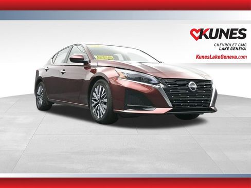 Used 2023 Nissan Altima 2.5 SV image 41