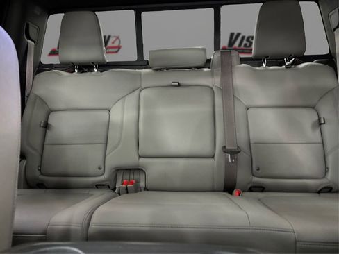 Used 2019 GMC Sierra 1500 SLT w/ SLT Premium Plus Package AWD/4WD image 19